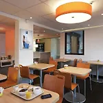 Ibis Budget Bordeaux Aéroport 2*