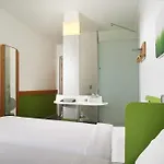 Ibis Budget Bordeaux Aéroport Hotel 2*