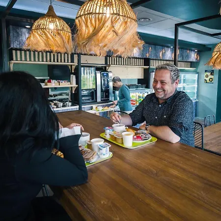 Ibis Budget Bordeaux Aeroport 2*