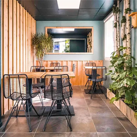 Hotel Ibis Budget Bordeaux Aéroport 2*