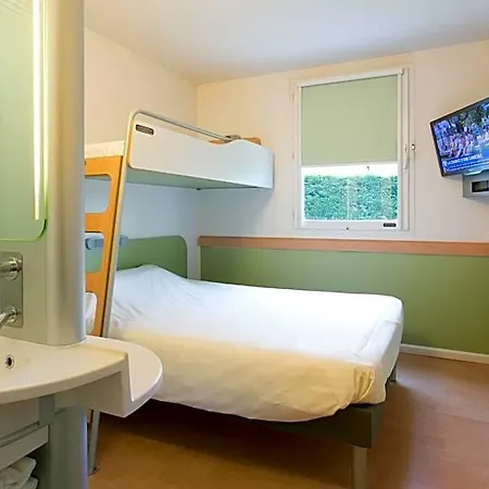 Ibis Budget Bordeaux Aeroport 2*