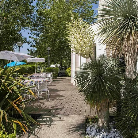 Ibis Budget Bordeaux Aeroport