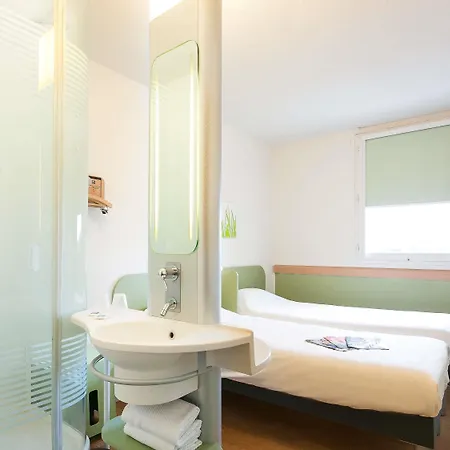 Ibis Budget Bordeaux Aeroport Hotel 2*