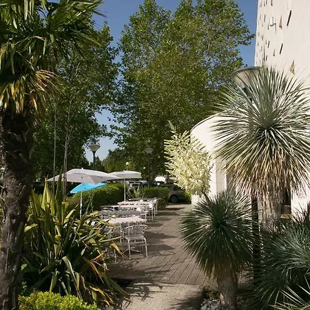 Готель Ibis Budget Bordeaux Aeroport Мериньяк