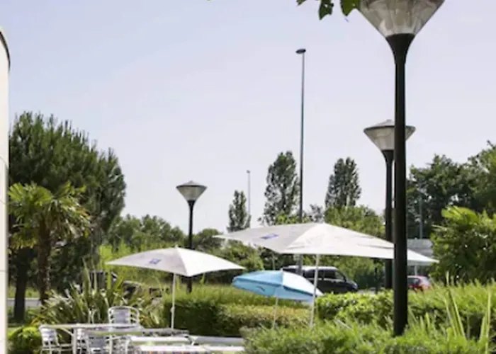 Ibis Budget Bordeaux Aeroport