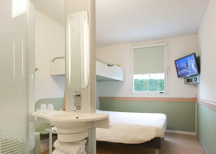 波尔多机场宜必思快捷酒店 酒店 Mérignac