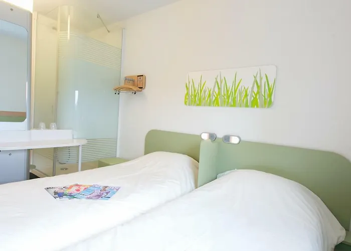 波尔多机场宜必思快捷酒店